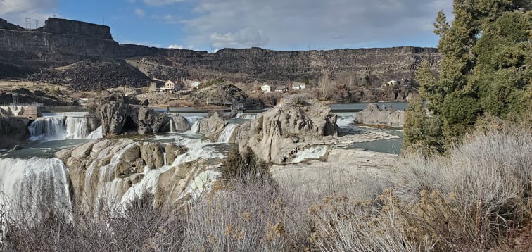 hoshone falls